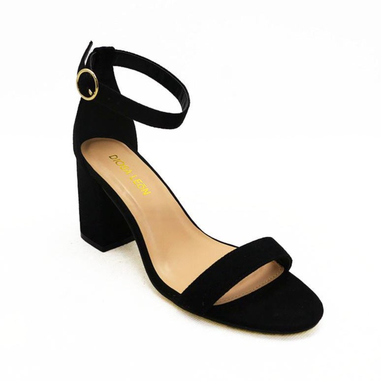 Wide fit hotsell block heels black